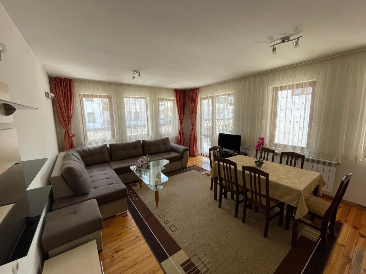 Guest Rooms Biju Трявна Екстер'єр фото