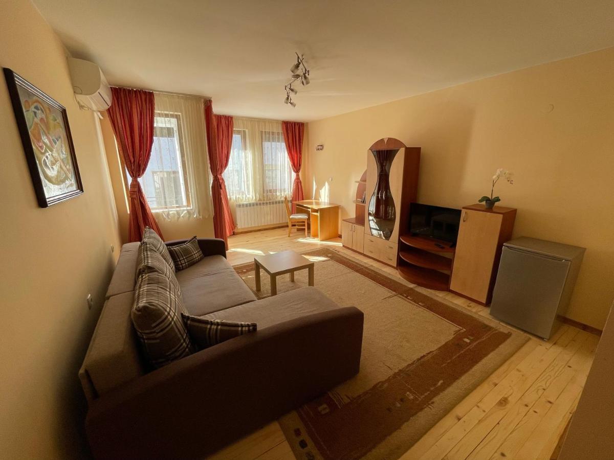 Guest Rooms Biju Трявна Екстер'єр фото